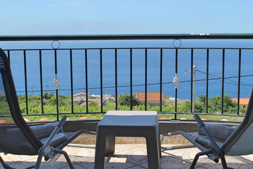 Вилла Ourmadeira - Casa Vista Bela, Countryside Estreito Da Calheta Экстерьер фото